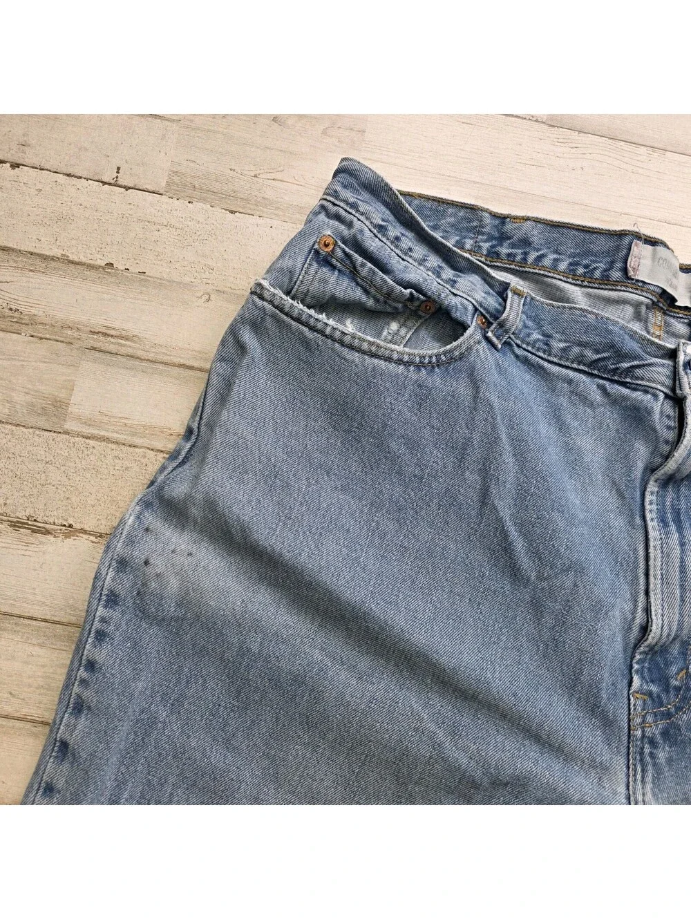 VTG Levi's 560 Jeans 42x30 Loose Fit Tapered Distressed Fits 40